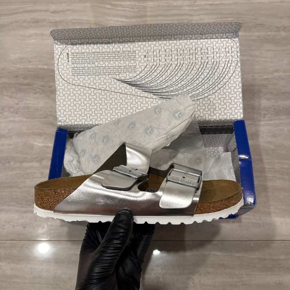 Birkenstock arizona silver metallic sandals